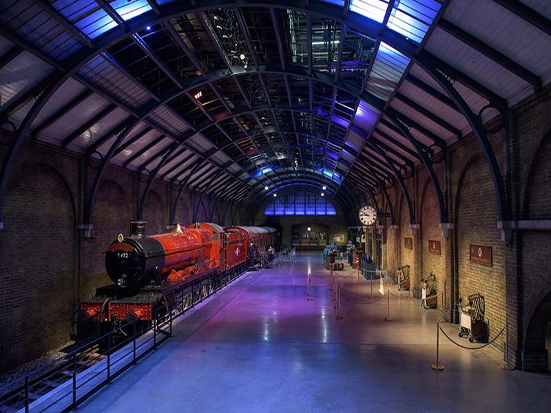 Warner Bros. Studio Tour London - The Making of Harry Potter